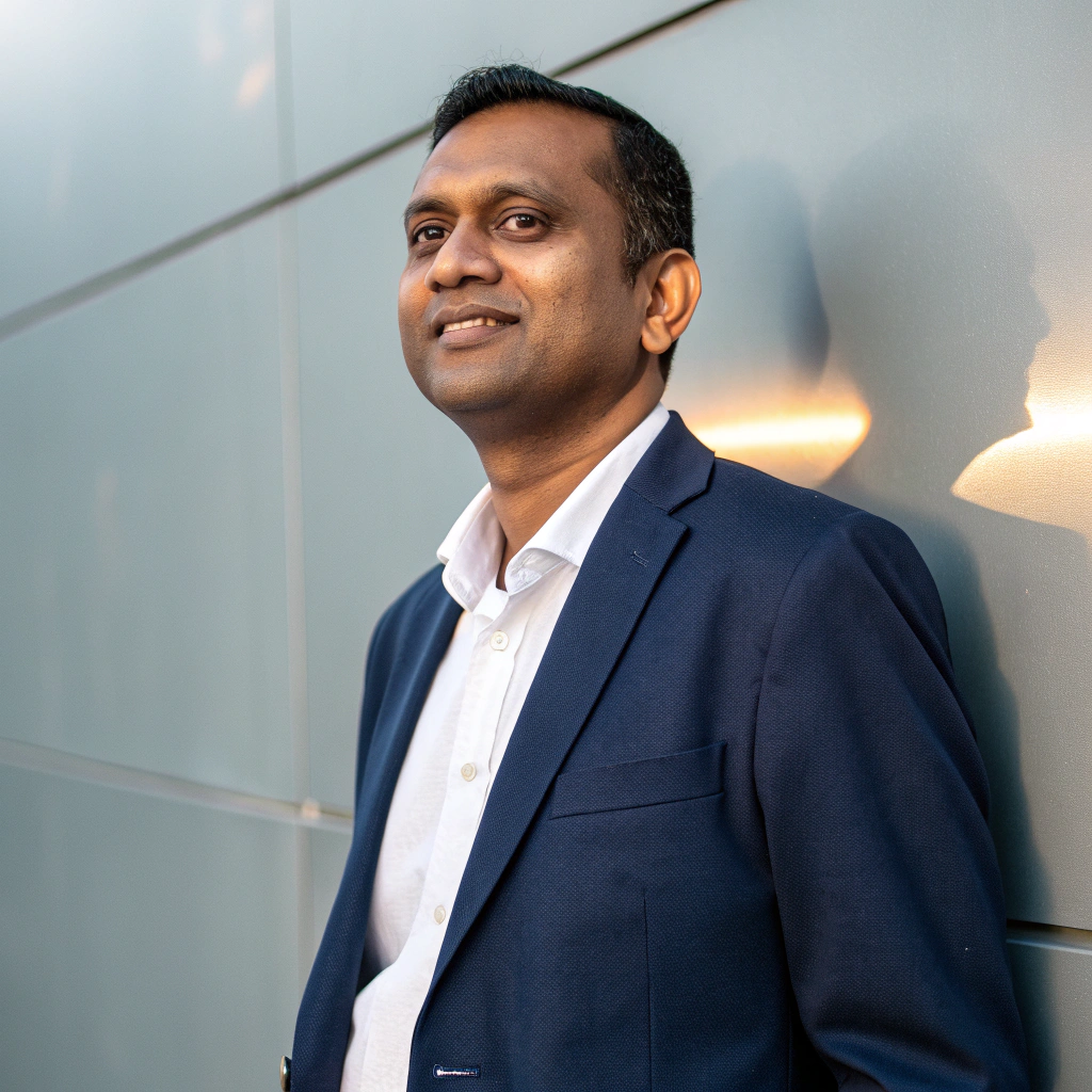 Portrait of Rajesh V., HotelRevBaBa client